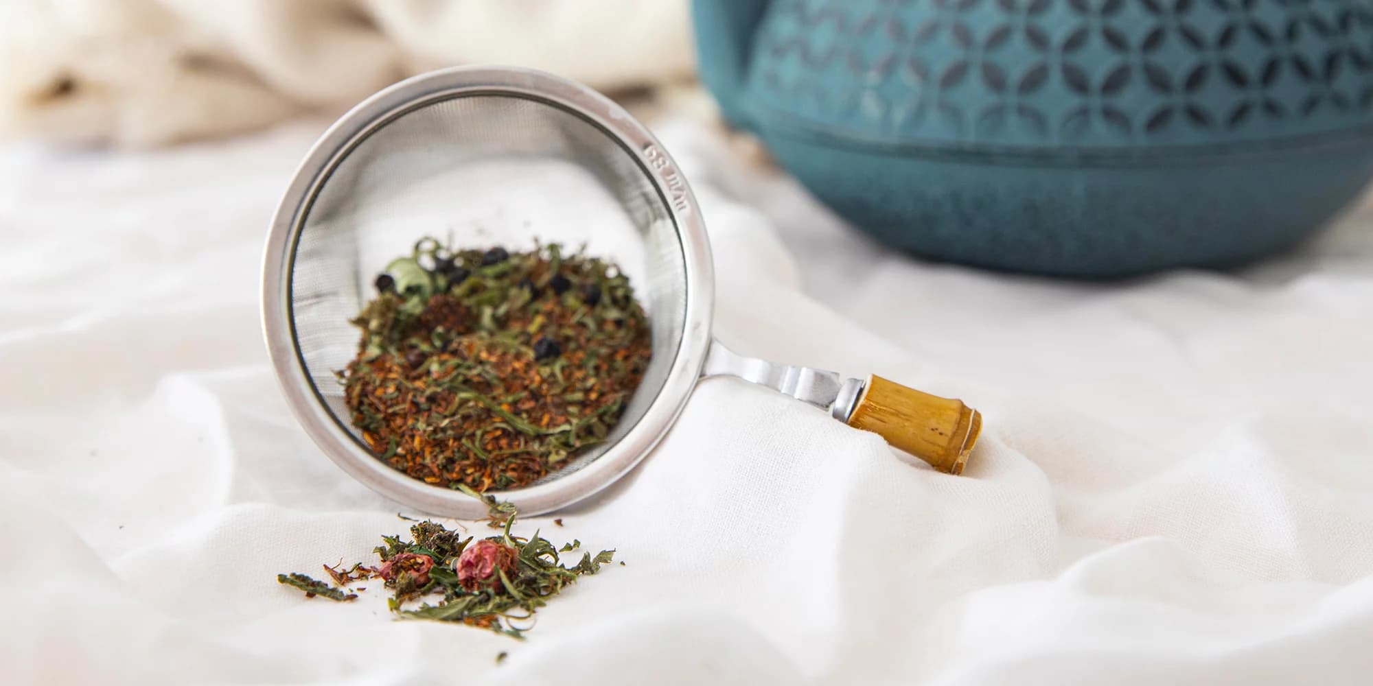 Détendez-vous avec une Infusion au CBD de Green Care – Livraison Rapide et Discrète
